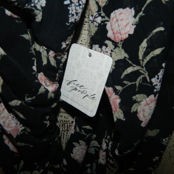 Free People New Final Rose Floral Balloon Sleeve Blouse Black Sz L (R-17) - Picture 4 of 6